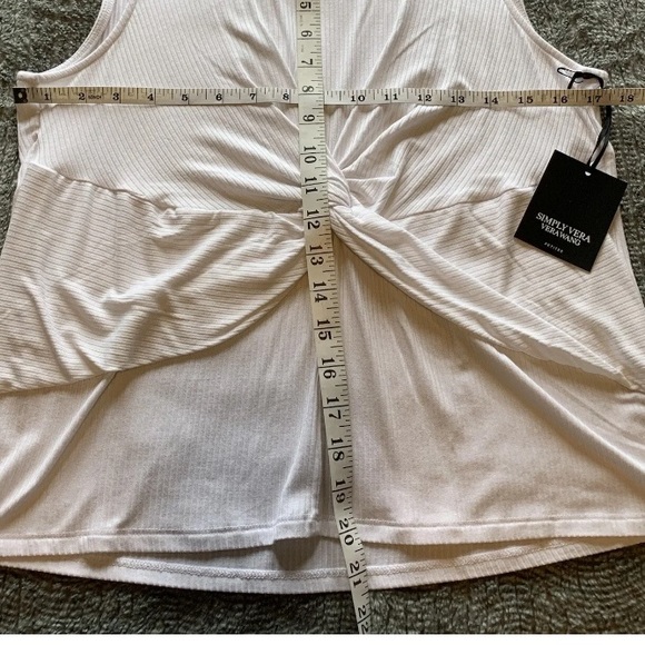 3/$30 NWT Simply Vera Vera Wang Sleeveless White Twisted
Knot Petite Large - Picture 4 of 14